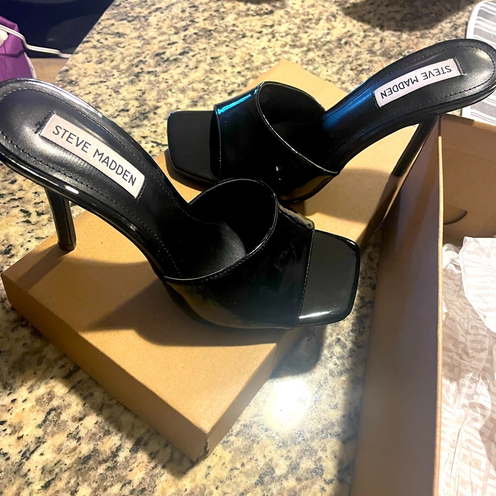 Steve Madden Womens Signal Black Slip On Evening
Dress Sandals Shoes NEW